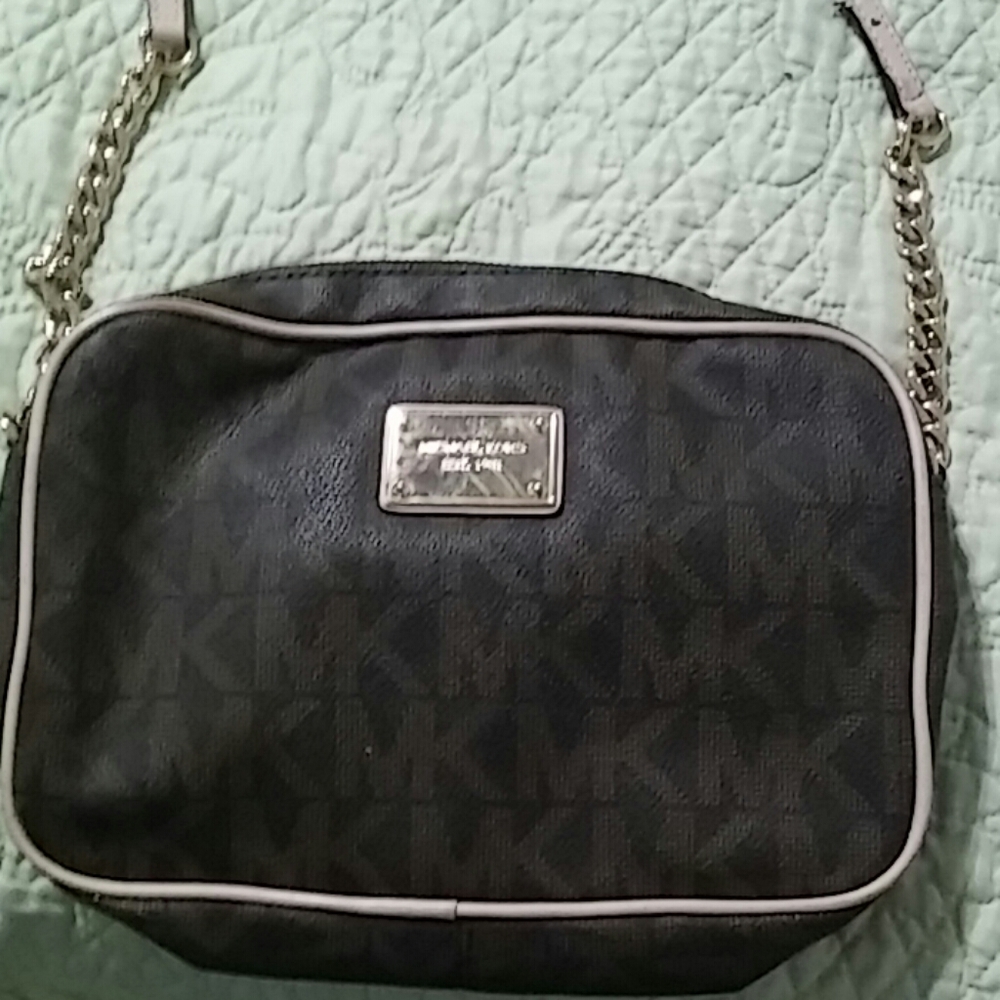 Micheal Kors bag